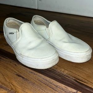 White Slip on Vans Size 6